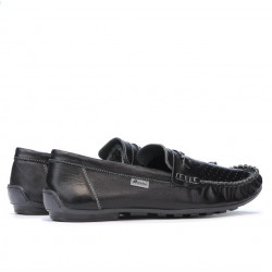 Mocasini barbati 737p negru perforat