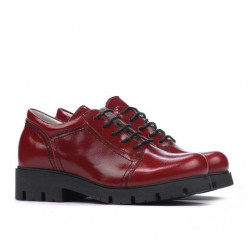 Gyerekcipő 158 lakk bordó