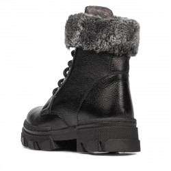 Gyerekcsizma 3022 fekete