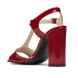 Női szandál 1258 bordó lakk