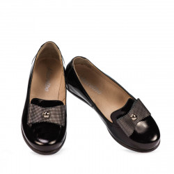 Gyerekcipő 2008 fekete lakk