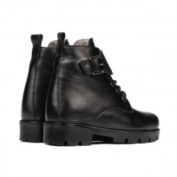 Fekete kisgyermek csizma 106c