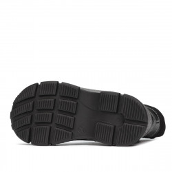 Kisgyerek bakancs 108c fekete kombinált