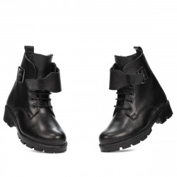 Gyerek bakancs 3025 fekete