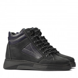 Tizenéves csizma 4010 tuxon fekete