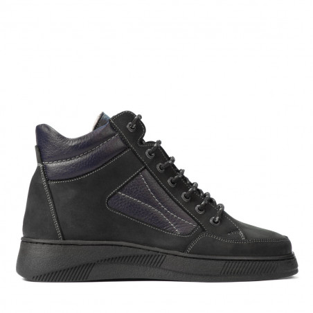 Tizenéves csizma 4010 tuxon fekete