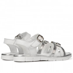 Gyerek szandál 539 fehér kombináció