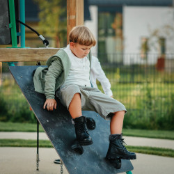 Gyerekcsizma 3022 fekete lifestyle