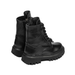 Kisgyermek csizma 111c fekete