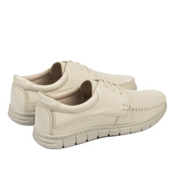 Férfi mokaszin 947 bézs01