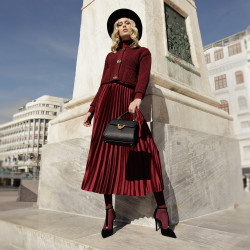 Női válltáska 032g fekete kaviár