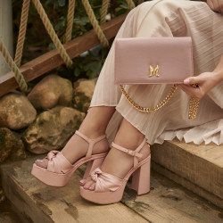 Női válltáska 029g poudre safiano lifestyle