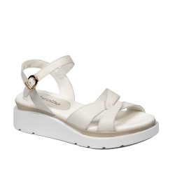 5118 01 bézs női szandál