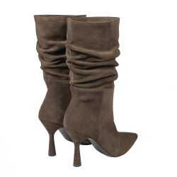Női magas sarkú csizma 1410 csokoládé velúr
