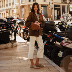 Női kézitáska 037-1g barna velúr lifestyle