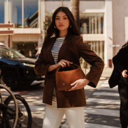 Női kézitáska 037-1g barna velúr lifestyle