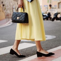 Női váll táska 049g biz fekete lifestyle