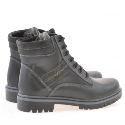 Tini csizma 432 fekete
