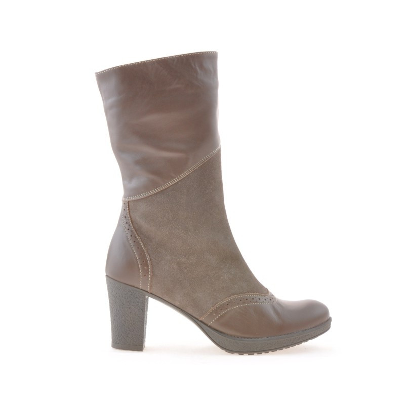 Női csizma 3241 capuccino