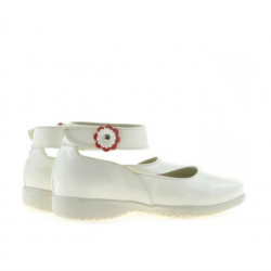 Pantofi copii mici 17c lac bej
